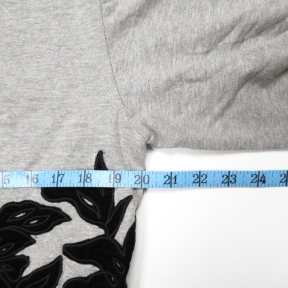 Anthropologie Velvet Embroidered Floral Applique Sweatshirt Top Grey S - Picture 7 of 13
